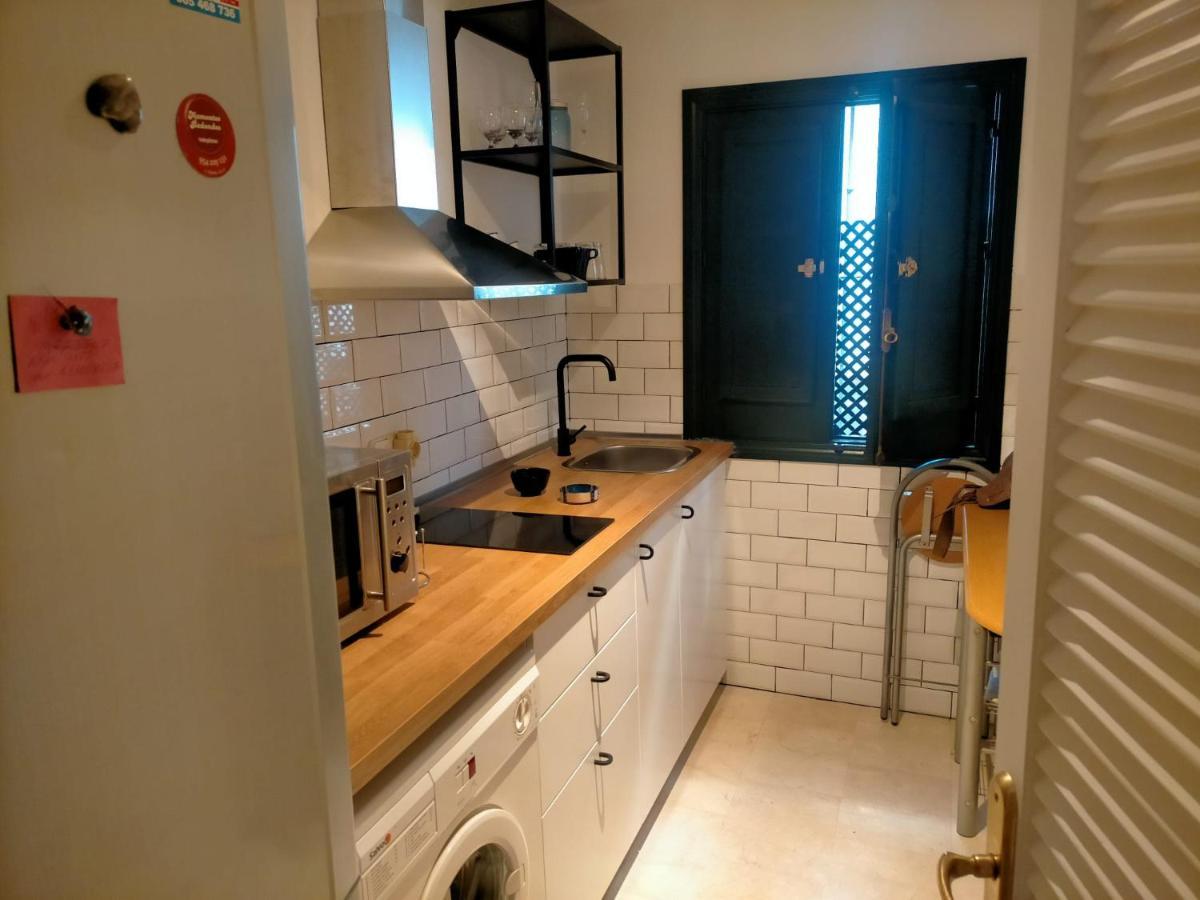 Apartmán Alameda Donkey Parking Sevilla Exteriér fotografie